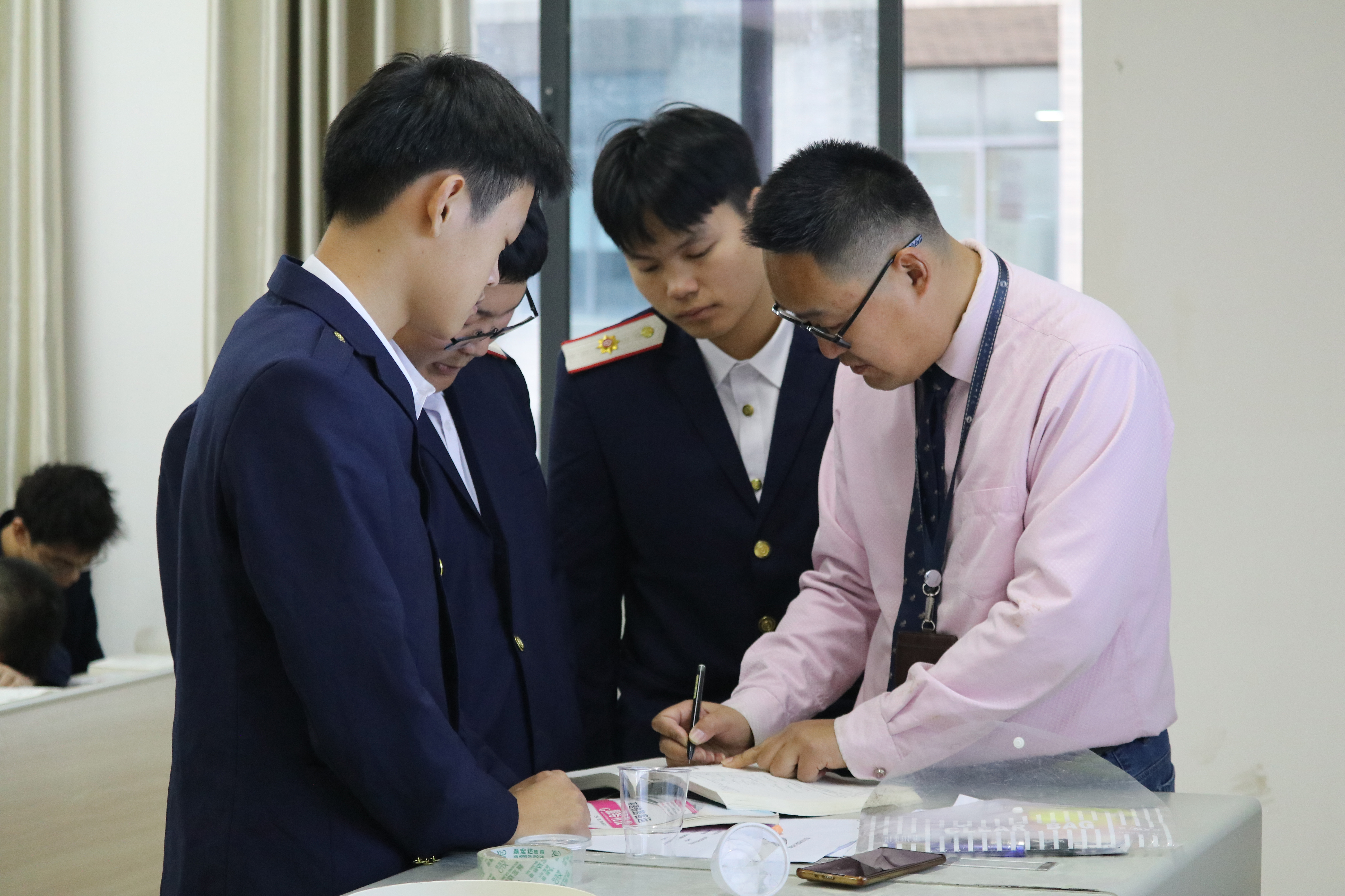 铁路交通运输学院公开示范课：动车组总体及走行部(图3)