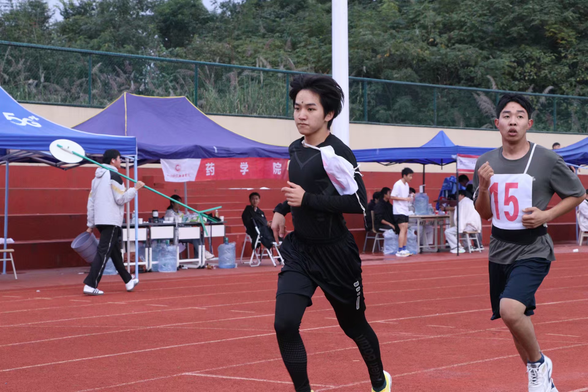3-2411141J45CR.jpg