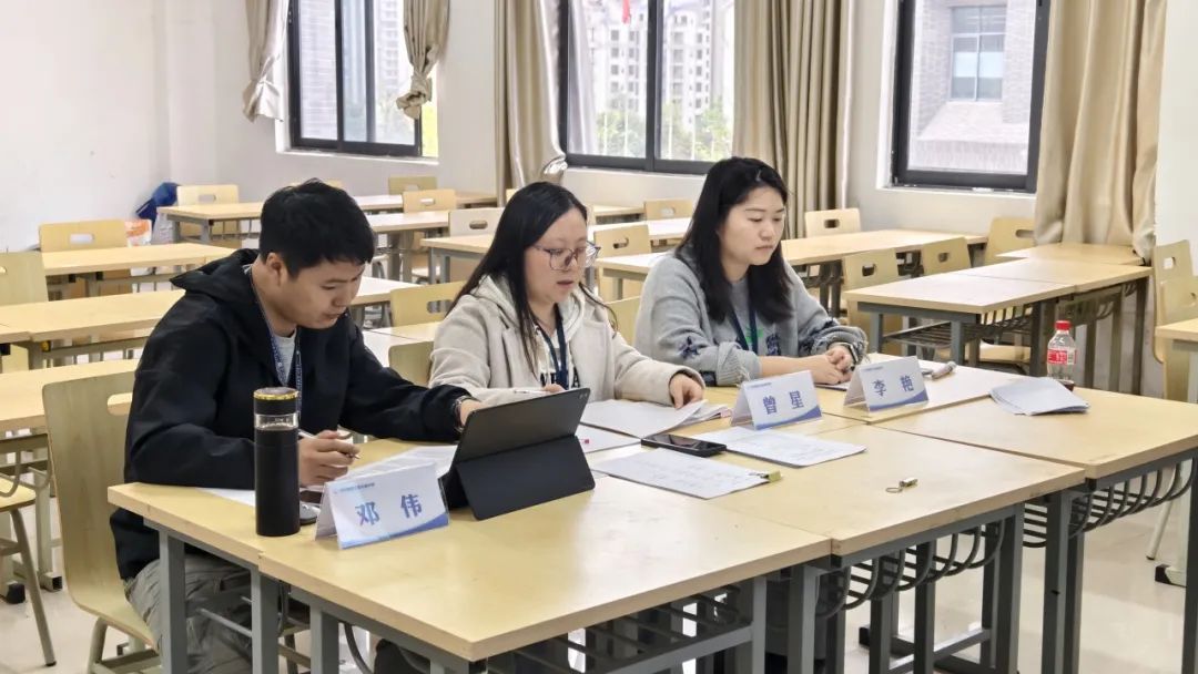 毕业答辩现场直击！铁院学子的高光时刻来啦(图5)